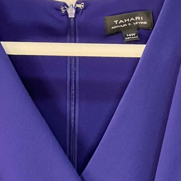 Tahari Ruched Sheath Dress - 14W - Blue - Picture 3 of 4